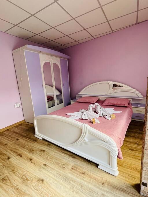 Lavender Luxury Apartment Oradea Zewnętrze zdjęcie